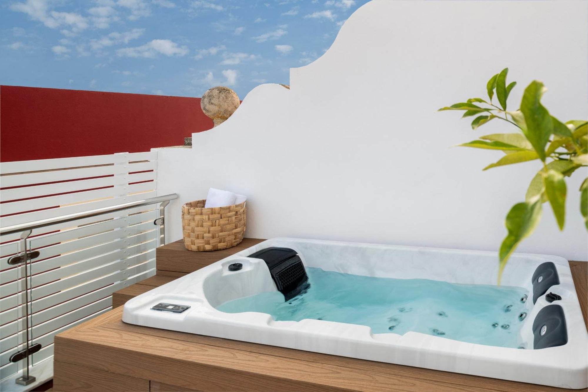 Magno Apartments Santa Clara - Private Terraces With Jacuzzi Sevilla Kültér fotó